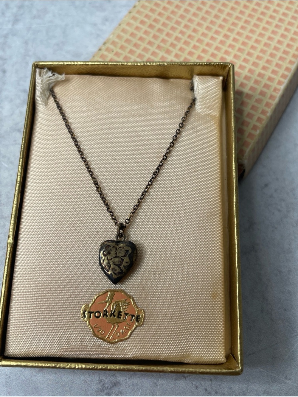 ADORABLE STORKETTE GOLD FILLED Heart Locket BABY Necklace Original Box Tag Vtg